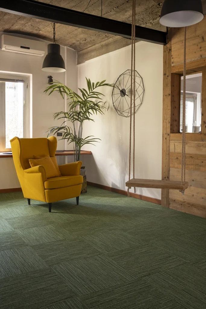 Combinaison de dalles de moquette pour séparer les zones fonctionnelles