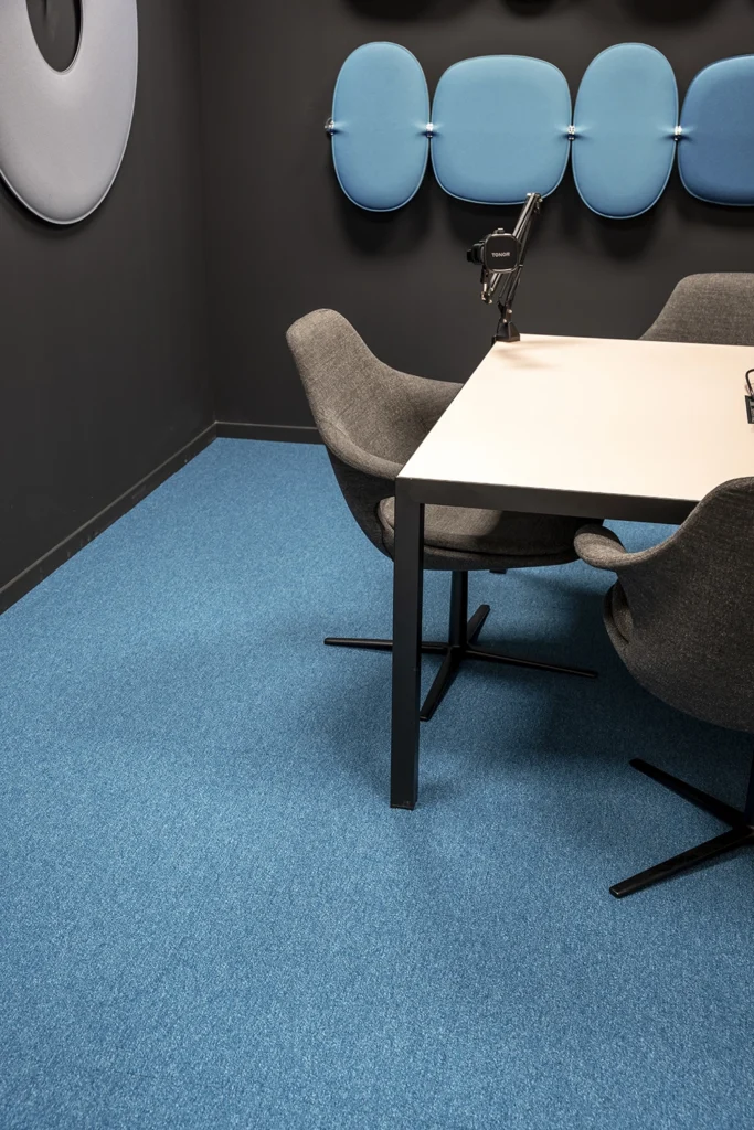 Moquette à quadrotte avec effet visuel continu et finition mate
