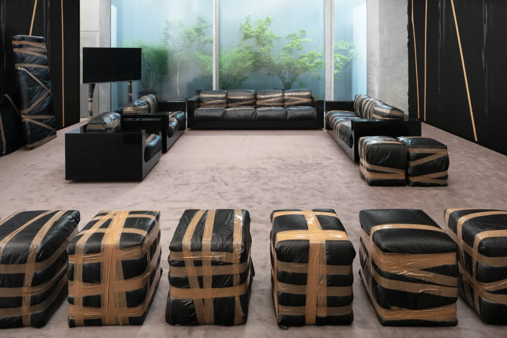 nettoyant une moquette antidérapante, entretien facile et soin

