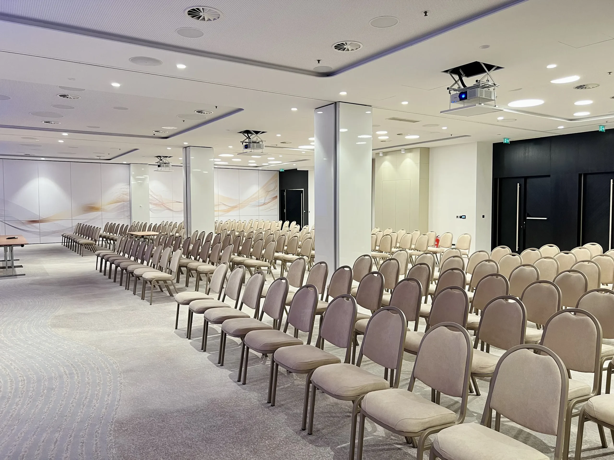 Hotel Antunović - Tomislav Hall carpet custom moquette grigia delicata matrimoni weeding