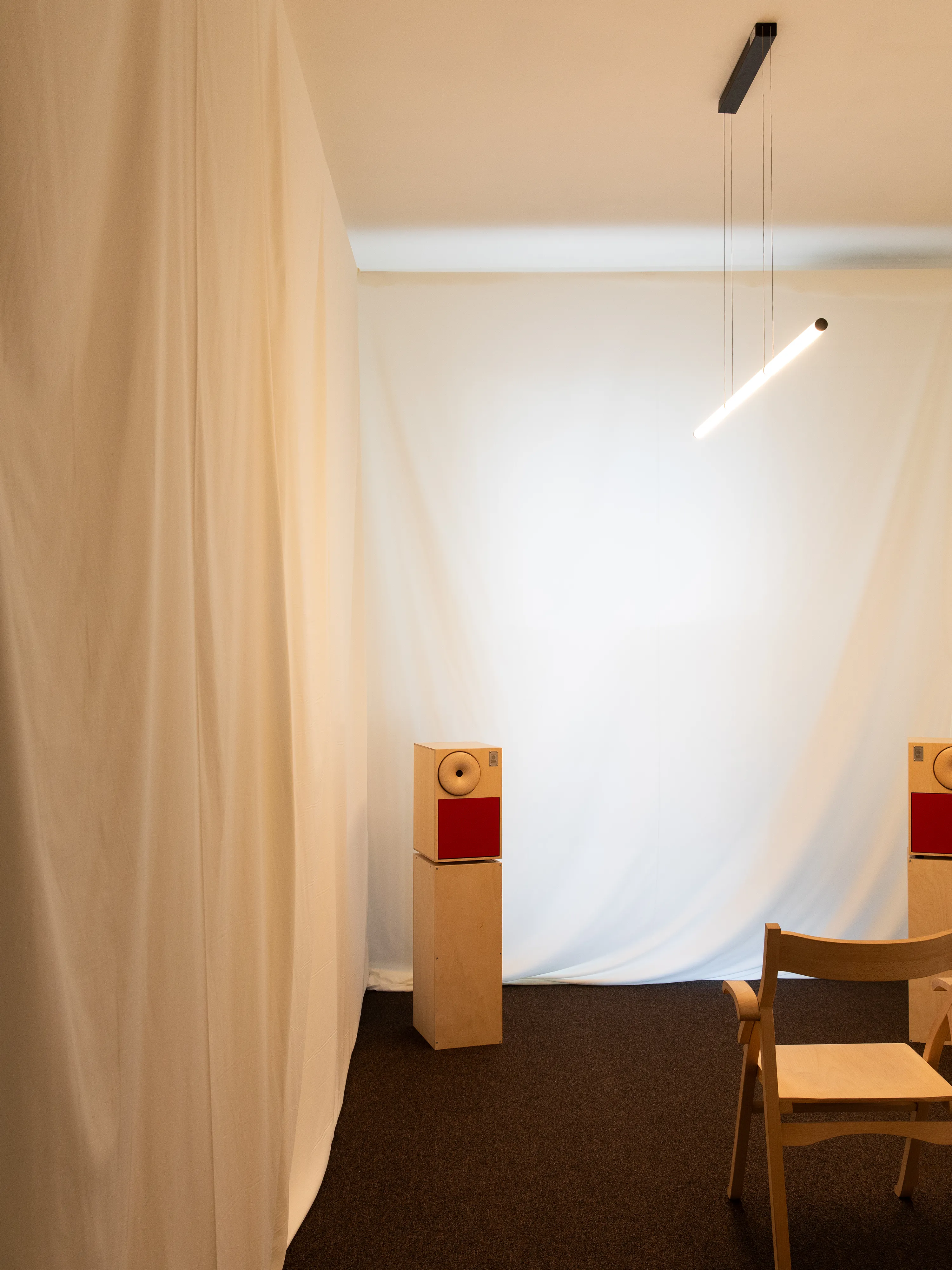 convey fuorisalone milano design week carpet trotter