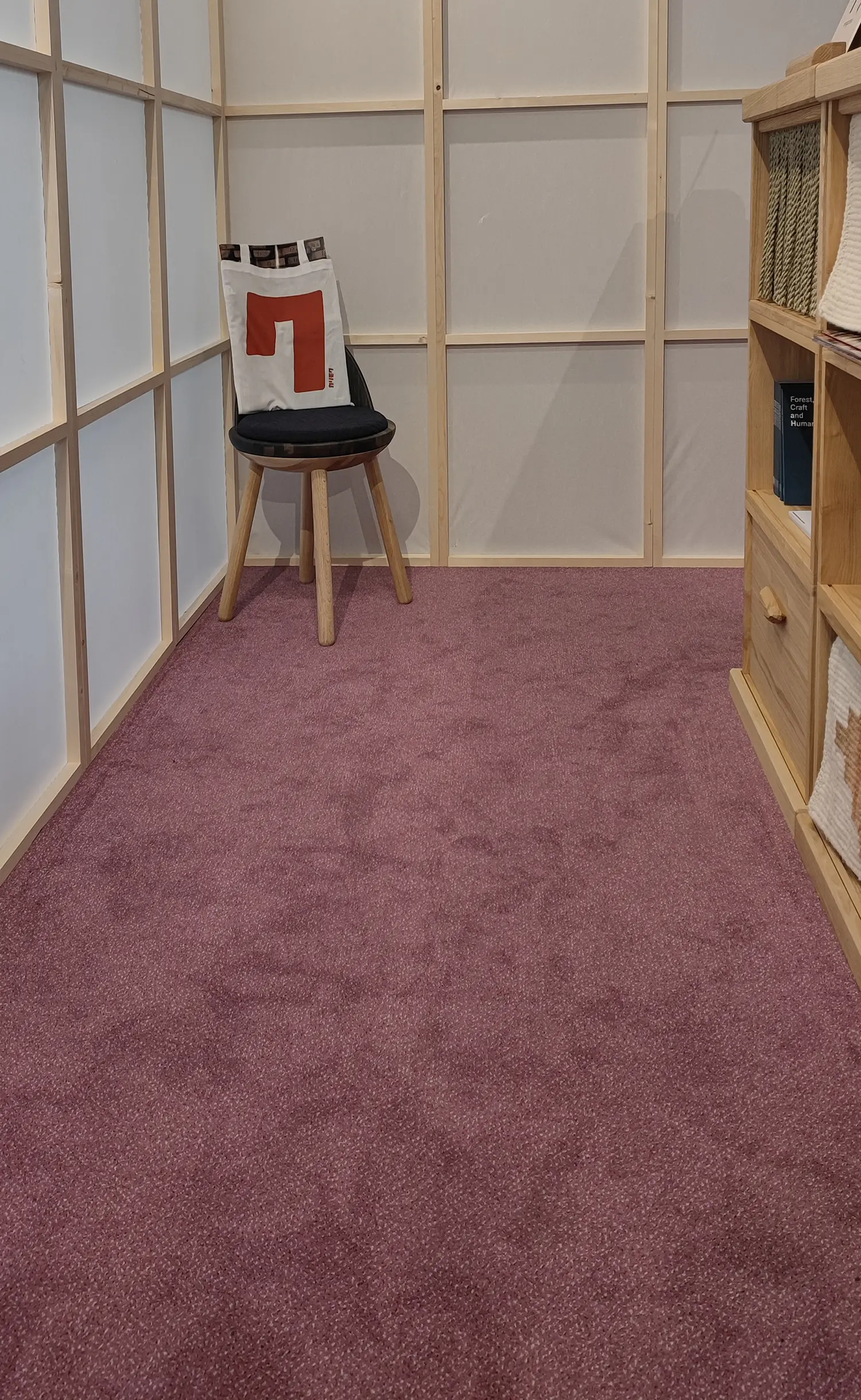 capsule plaza fuorisalone 26 verona carpet